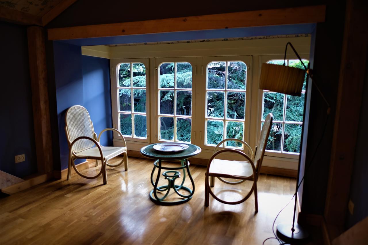 Hotel Writers' House Residency à Tbilissi Extérieur photo