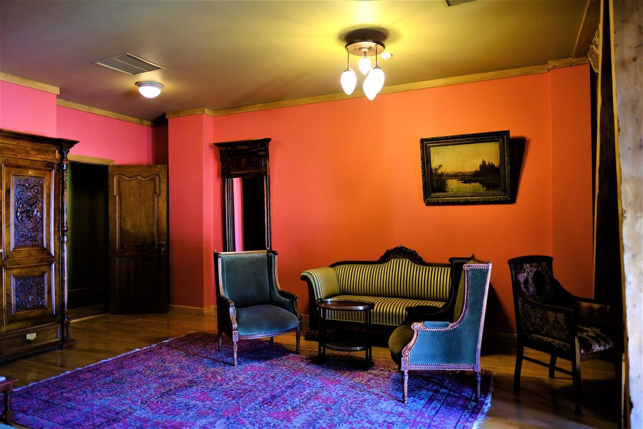 Hotel Writers' House Residency à Tbilissi Extérieur photo